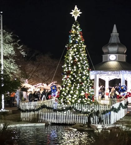 Dickens on Main in Boerne in San Antonio