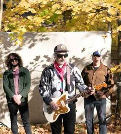 Dinosaur Jr. & Stef Chura in Dallas