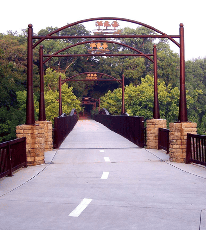 River Legacy Park Trails