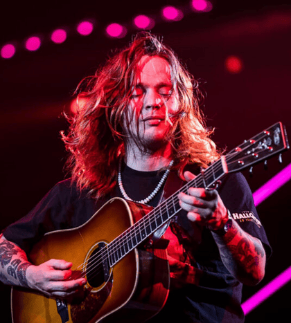 Billy Strings Live at Dickies Arena